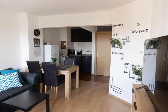 Lovely 1Bd Flat Near The Sea Garden By Flat Mаnаger Burgas ภายนอก รูปภาพ
